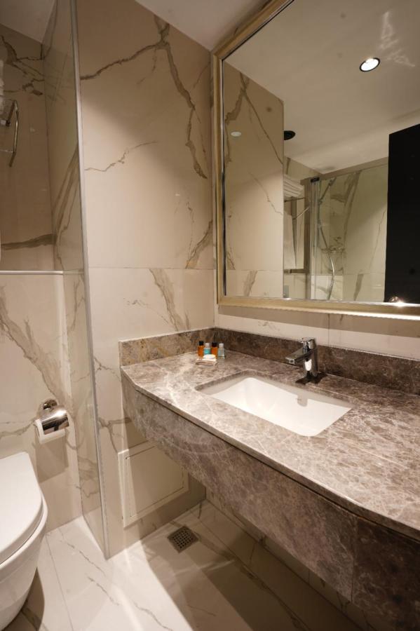 Mineo Hotel Taksim Istanbul Bagian luar foto