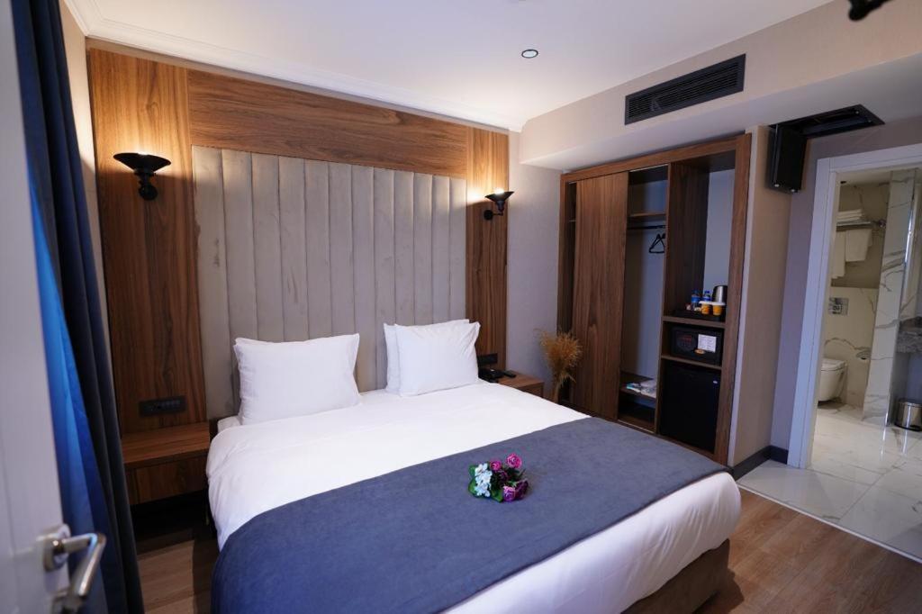 Mineo Hotel Taksim Istanbul Bagian luar foto