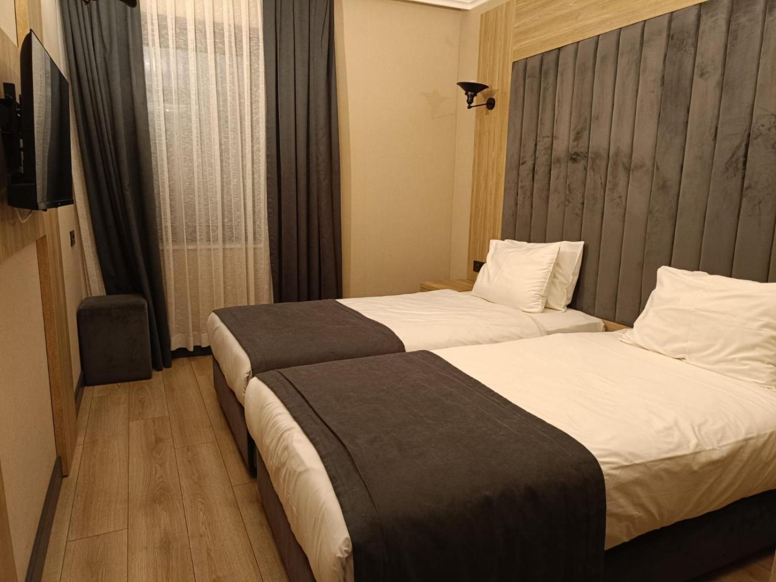 Mineo Hotel Taksim Istanbul Bagian luar foto